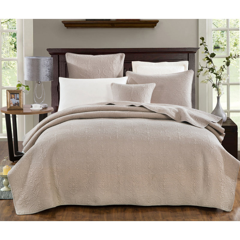 Farmhouse / Country Cotton Coverlet, California King