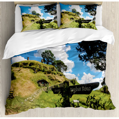 Hobbits Modern & Contemporary Duvet Cover