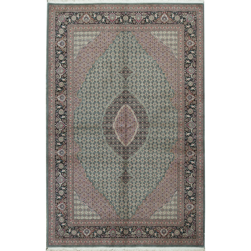 Shah Wool Oriental Area Rug, Rectangle 4' x 6'