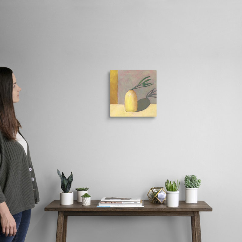 «Yellow Vase I», art mural sur toile, Toile tendue, H 12 po x l 12 po