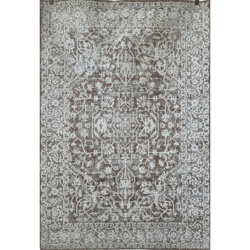 Neutral Harmony Traditional Rug, Rectangle 5' x 7'