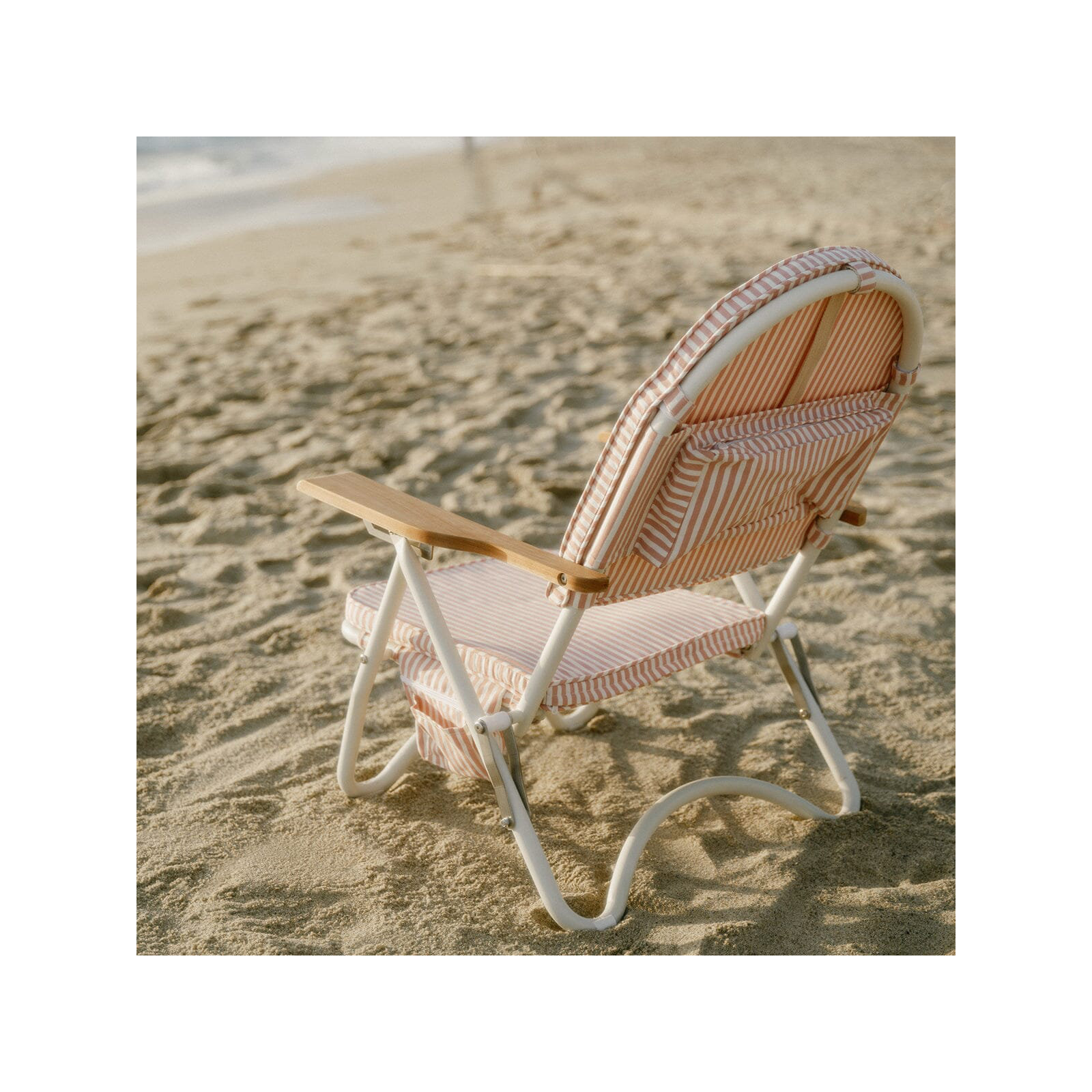 Pam Reclining Beach Chair with Cushion, Pink