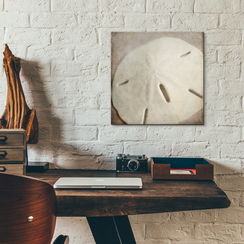 «Under The Sea 02» par Lightbox Journal, H 12 po x l 12 po x P 0,13 po