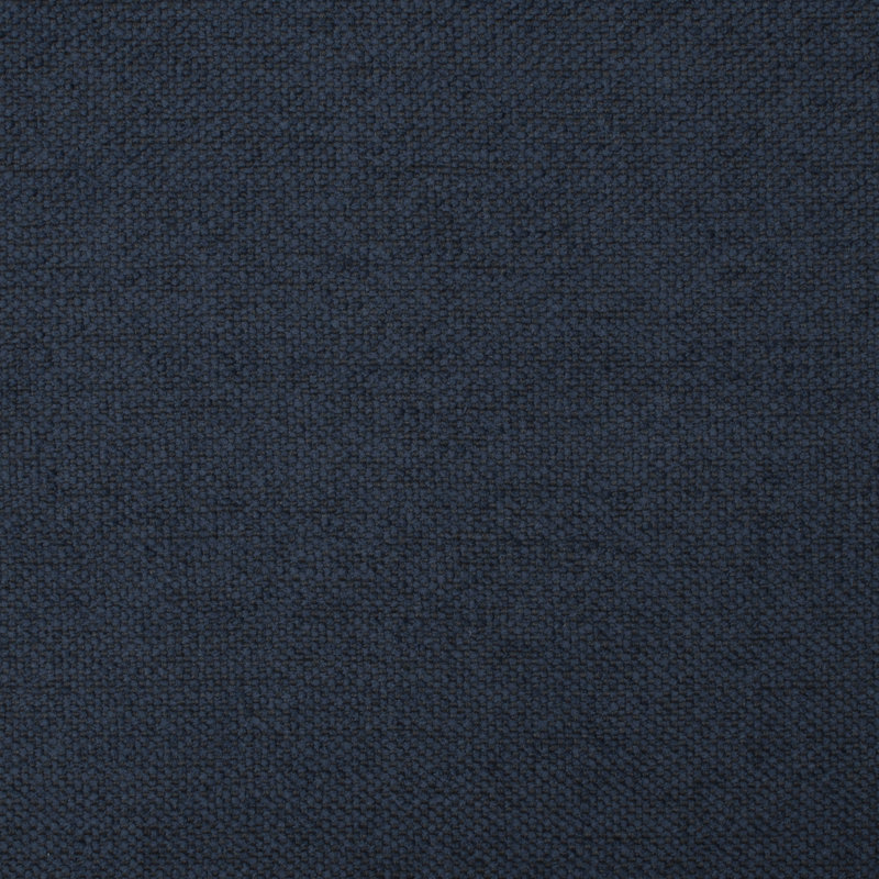 Queen Bey String, Uniform