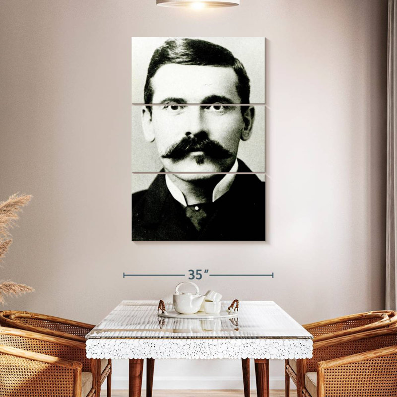 Keiraleigh Doc Holliday 1882, H 50 po x l 32 po