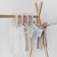 Ensemble de 15 cintres pour bébé - 3 crochets - crème et ensemble de séparateur de placard - Neutre uni
