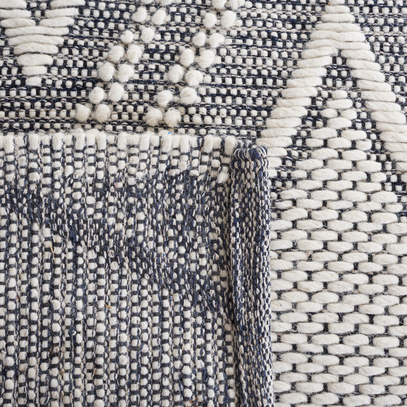 Dessiree Hand Woven Wool And Cotton Geometric Rug, Rectangle 5' x 8'