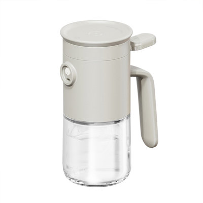 Bouteille d'eau en verre avec bouteille d'eau pulvérisée scellée