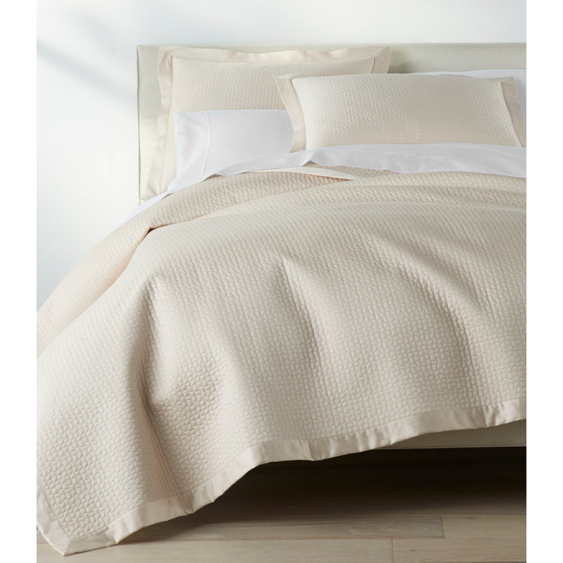 Hamilton Quilted Coverlet, King/Cal King Coverlet, Linen