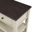 Console rétro avec deux tablettes ouvertes-2050389122