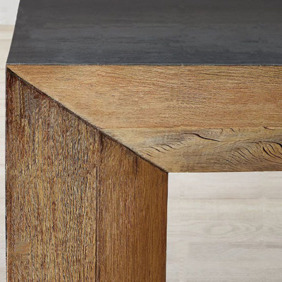 Plateforme moderne et simple en bois