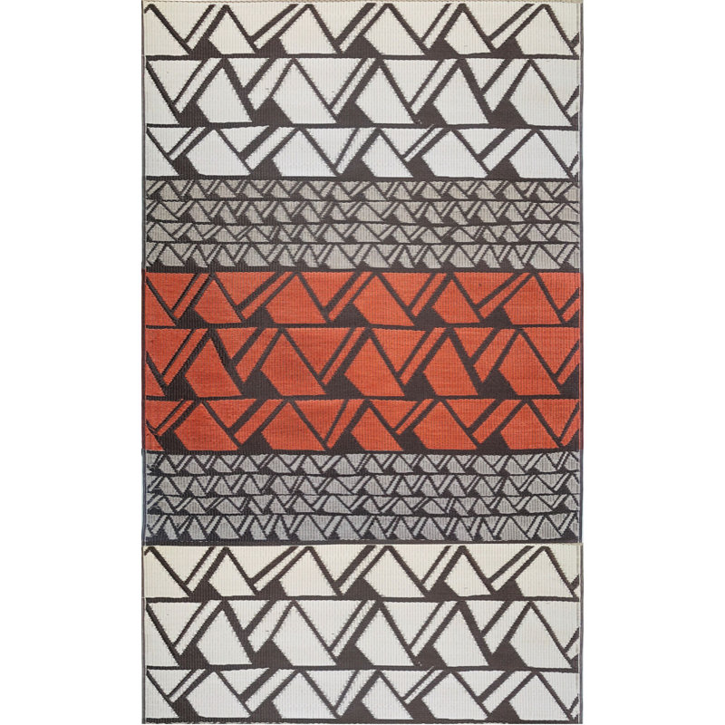 Geometric Indoor / Outdoor Rug, Runner 2'5" x 8'