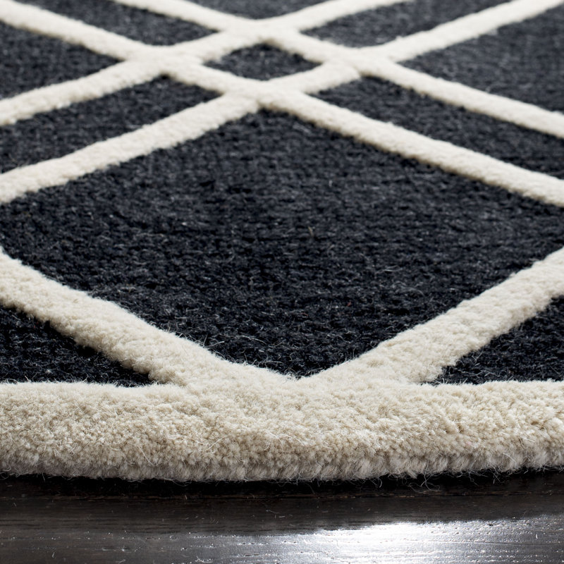 Deedgra Hand Tufted Wool Geometric Rug, Round 6'