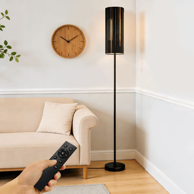 Lampe sur pied minimaliste moderne noir vertical à intensité variable avec télécommande et pédale abat-jour abat-jour grand poteau d'angle pour le salon, la chambre et le bureau