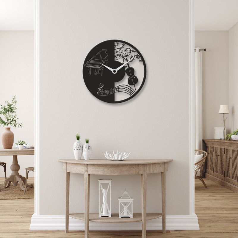 Gudrun Metal Wall Clock