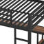 Structure de lit mezzanine en métal pour grand lit avec garde-robe intégrée, bureau et tablettes de rangement pour une conception peu encombrante