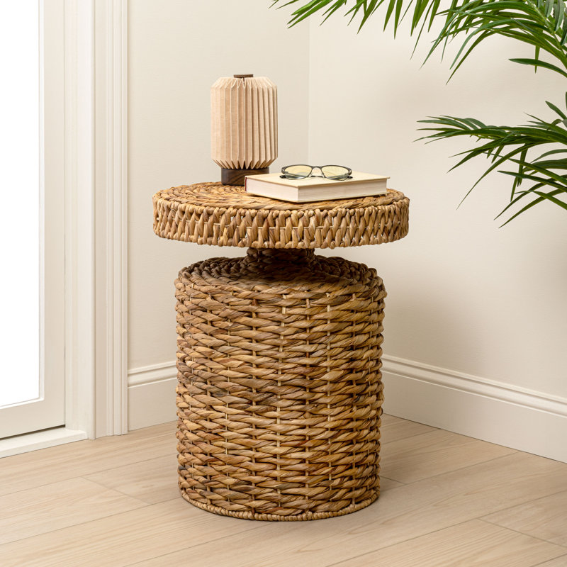 Table d'appoint ronde en jacinthe d'eau tissée naturelle de 24 po Marisol Bohemian, Natural