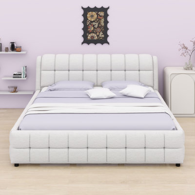 Lit plateforme tapissier d'inspiration Mid-Century avec pieds en bois