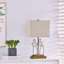 Lampe de table 20 po en résine blanche avec abat-jour-952771537