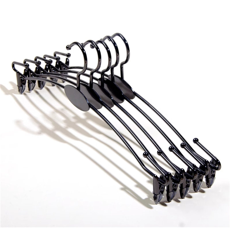 Cintre pour sous-vêtements en métal, 20