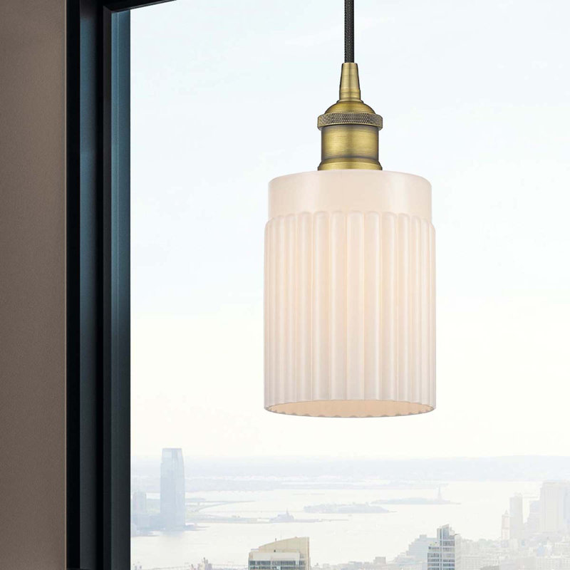 Luminaire suspendu cylindrique à 1 lumière Kamena, Blanc mat, Laiton brossé