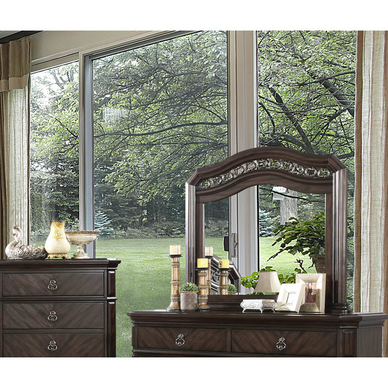 Florijan 64'' W 8 - Drawer Dresser