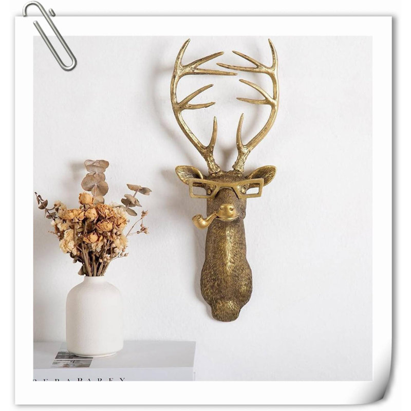 Wall Decor on Resin