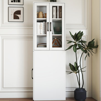 Vitrine H 70,87 po avec 4 tablettes coulissantes et 2 portes en verre