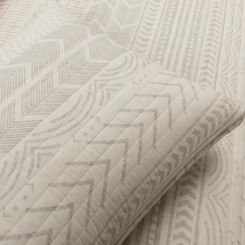 Wheat Reversible Cotton Full Quilt Set with Shams