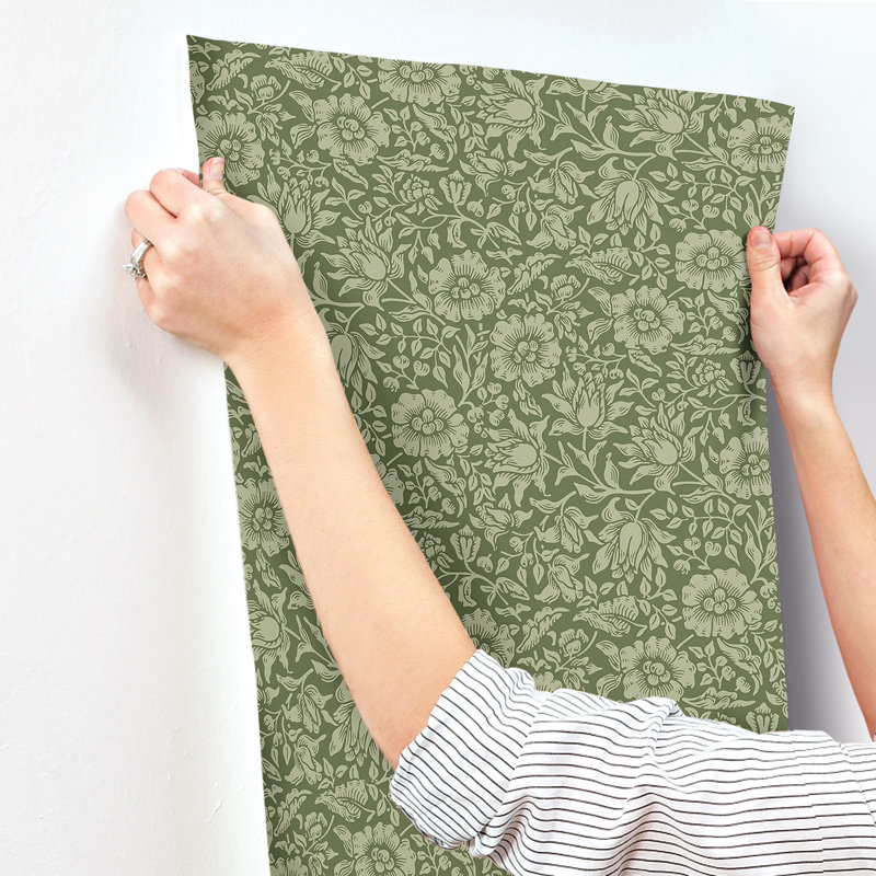 Oak Tree Floral Wallpaper Roll, Black