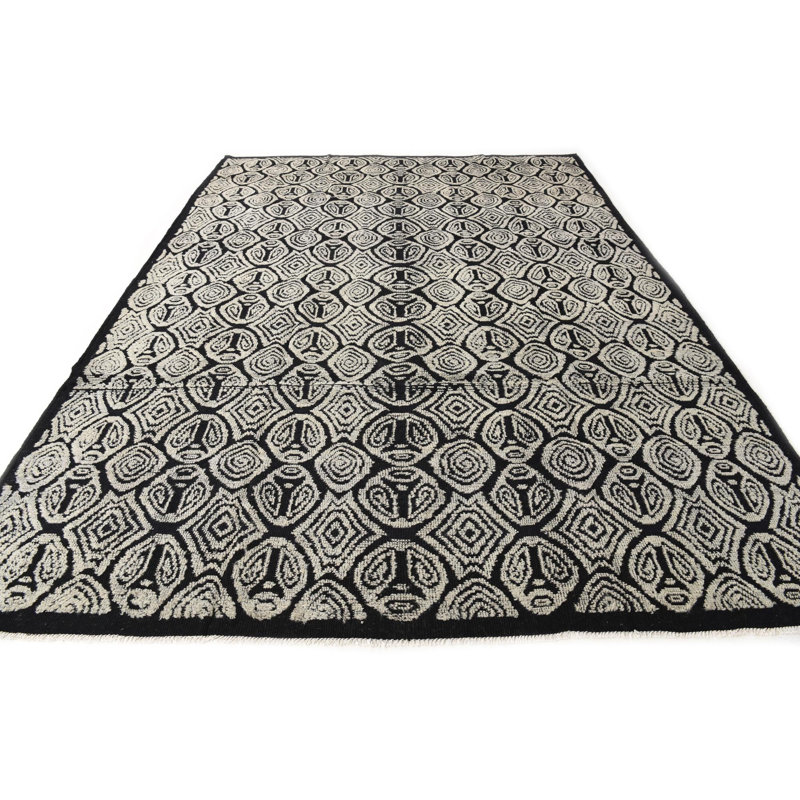 Tapis noir Judy