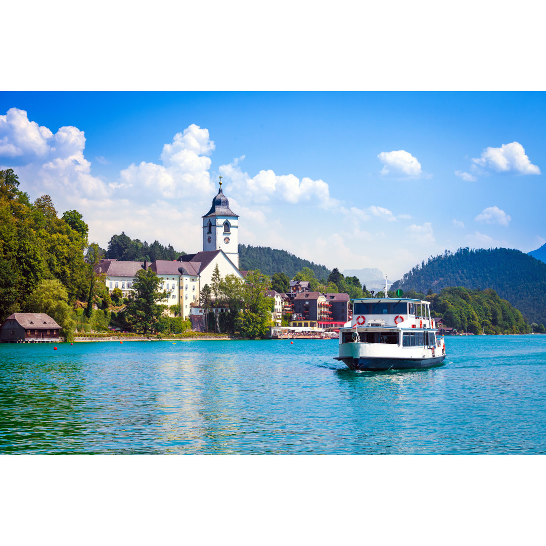 Leinwandbild Water Bus Crossing Wolfgangsee