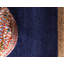 Tapis bleu marine / beige tressé à la main Vagharshage-22831500