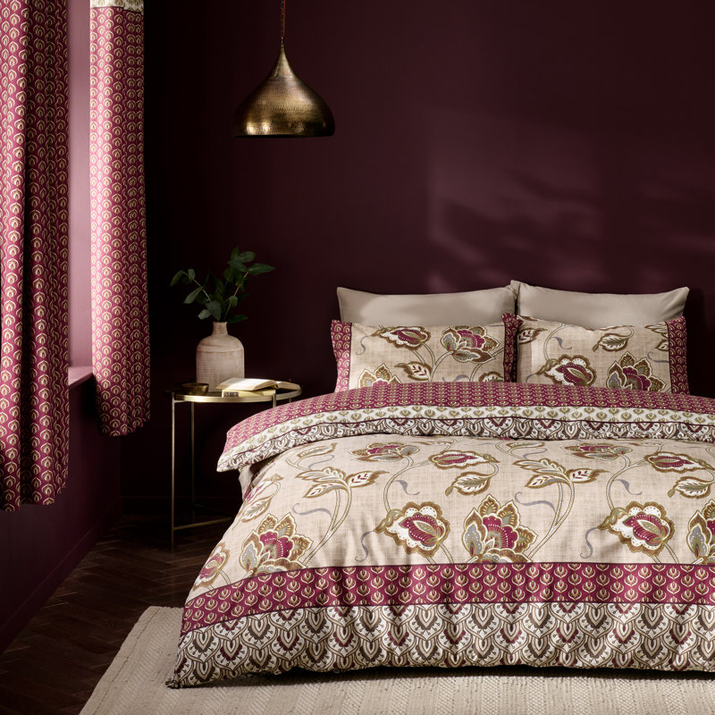 Kashmir Reversible Duvet Cover Set with Pillowcases, King Duvet Cover + 2 Standard Pillowcases