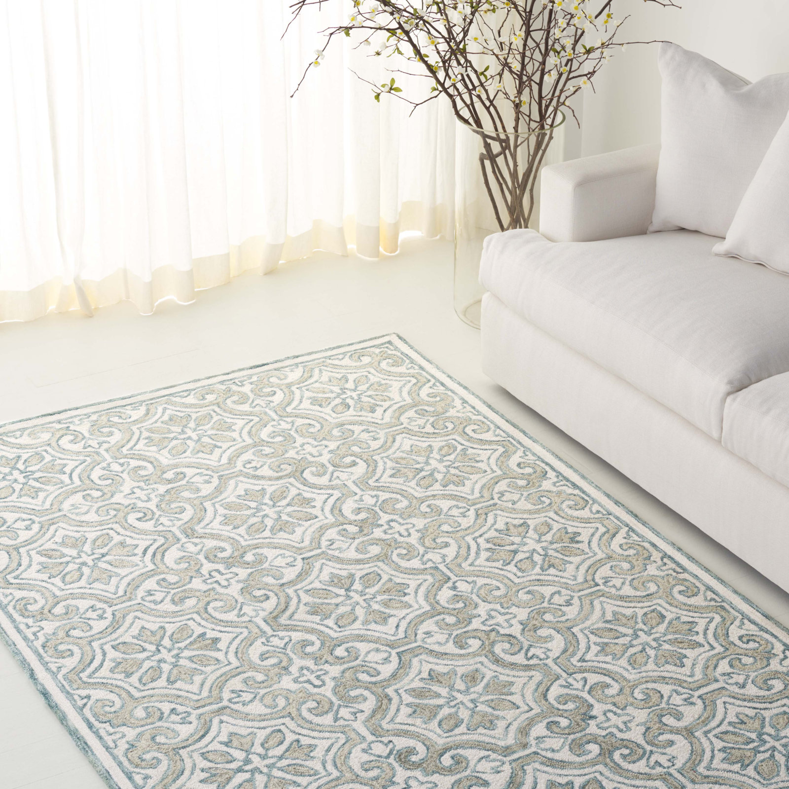Hand-Tufted Wool Damask Rug, Rectangle 5' x 8'