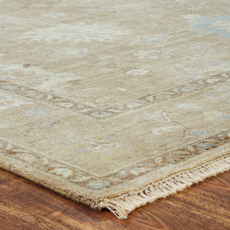 Hand Knotted Wool Oriental Area Rug in Tan, Runner 2'6" x 10'
