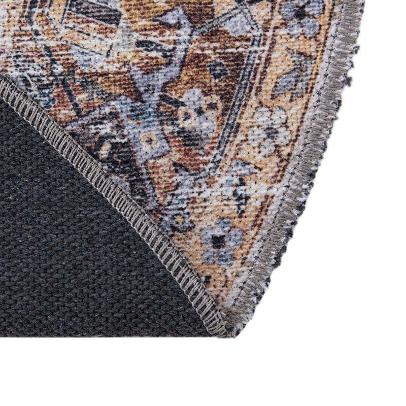 Nienke Oriental Indoor Rug, Round 7'10"