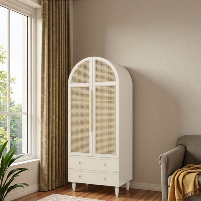 Garde-robe simple en rotin de style crème français