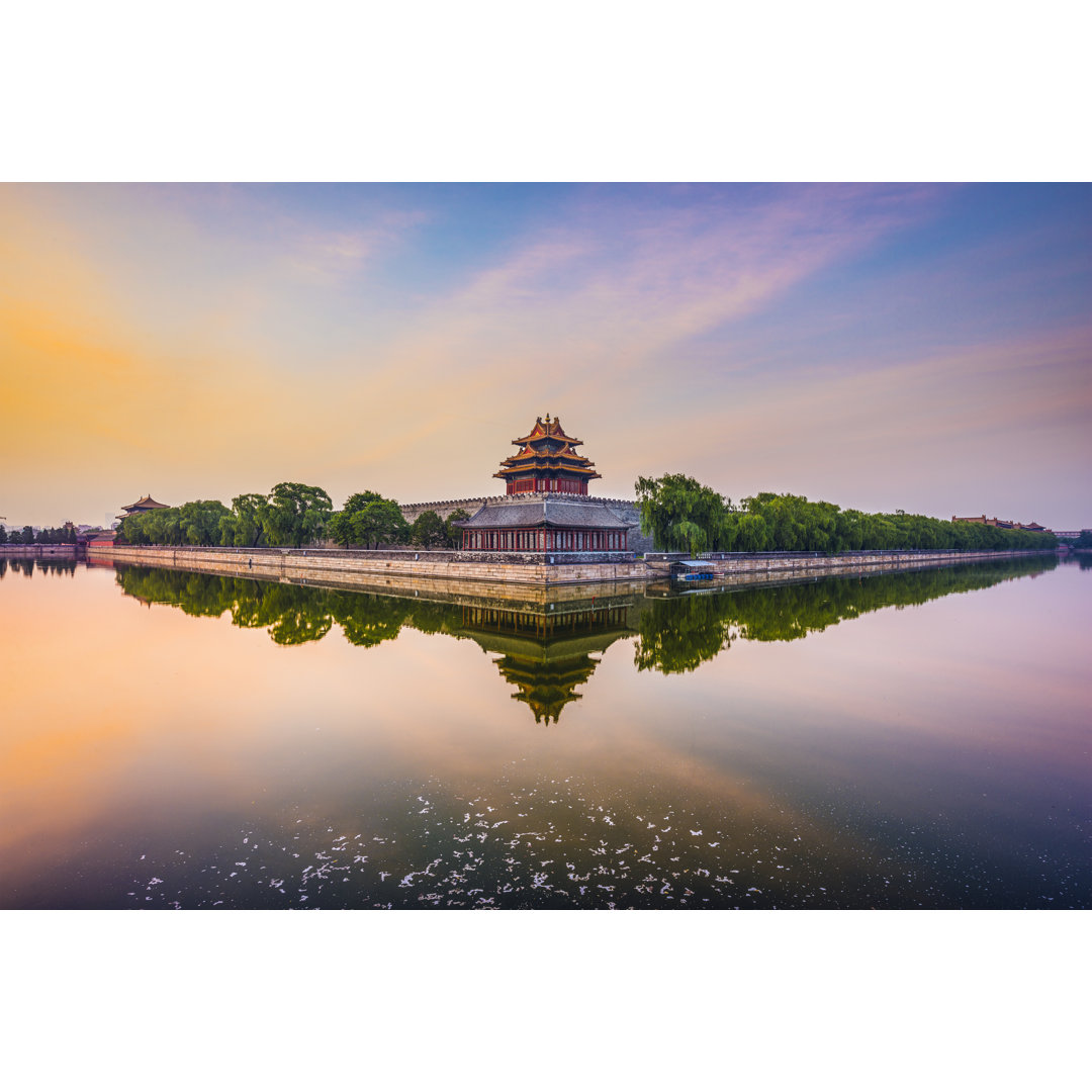 Peking Stadt von SeanPavonePhoto - Fotografie auf Leinwand