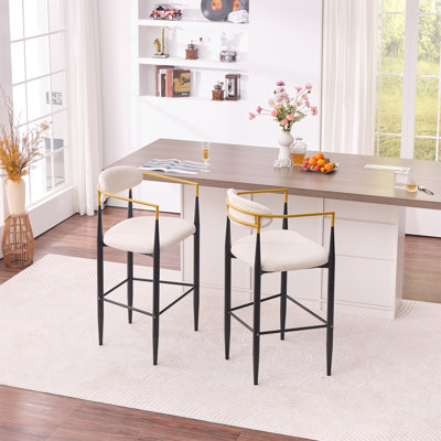 Tabouret de bar rembourré moderne avec accoudoirs dorés - hauteur de siège de 23 po, conception ergonomique pour îlot de cuisine ou comptoir de salle à manger, ensemble de 2 - tissu beige et structure en métal noir