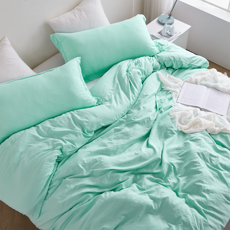 Natural Loft Prewashed Microfiber Duvet Cover Set, King Duver Cover + 2 King Shams, Green