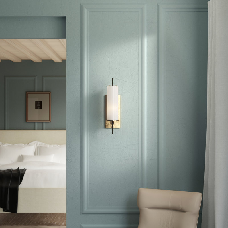 Stefan 1 - Light Armed Sconce
