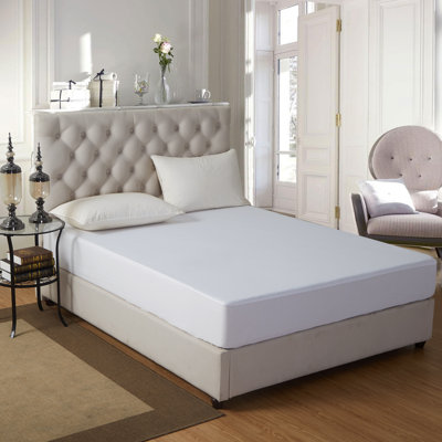 Housse de protection pour matelas imperméable et plaine