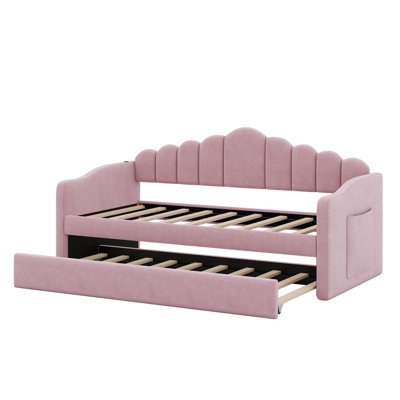 Upholstered Daybed With Trundle