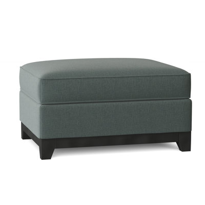 Brünhild Upholstered Ottoman