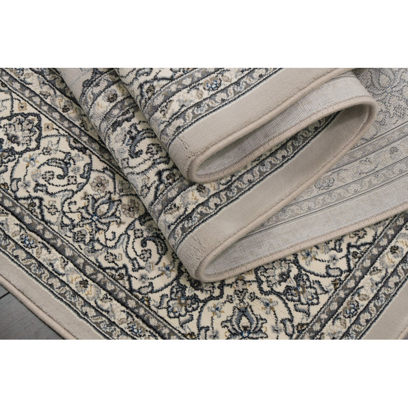 Attell Oriental Indoor Rug, Rectangle 2' x 3'11"