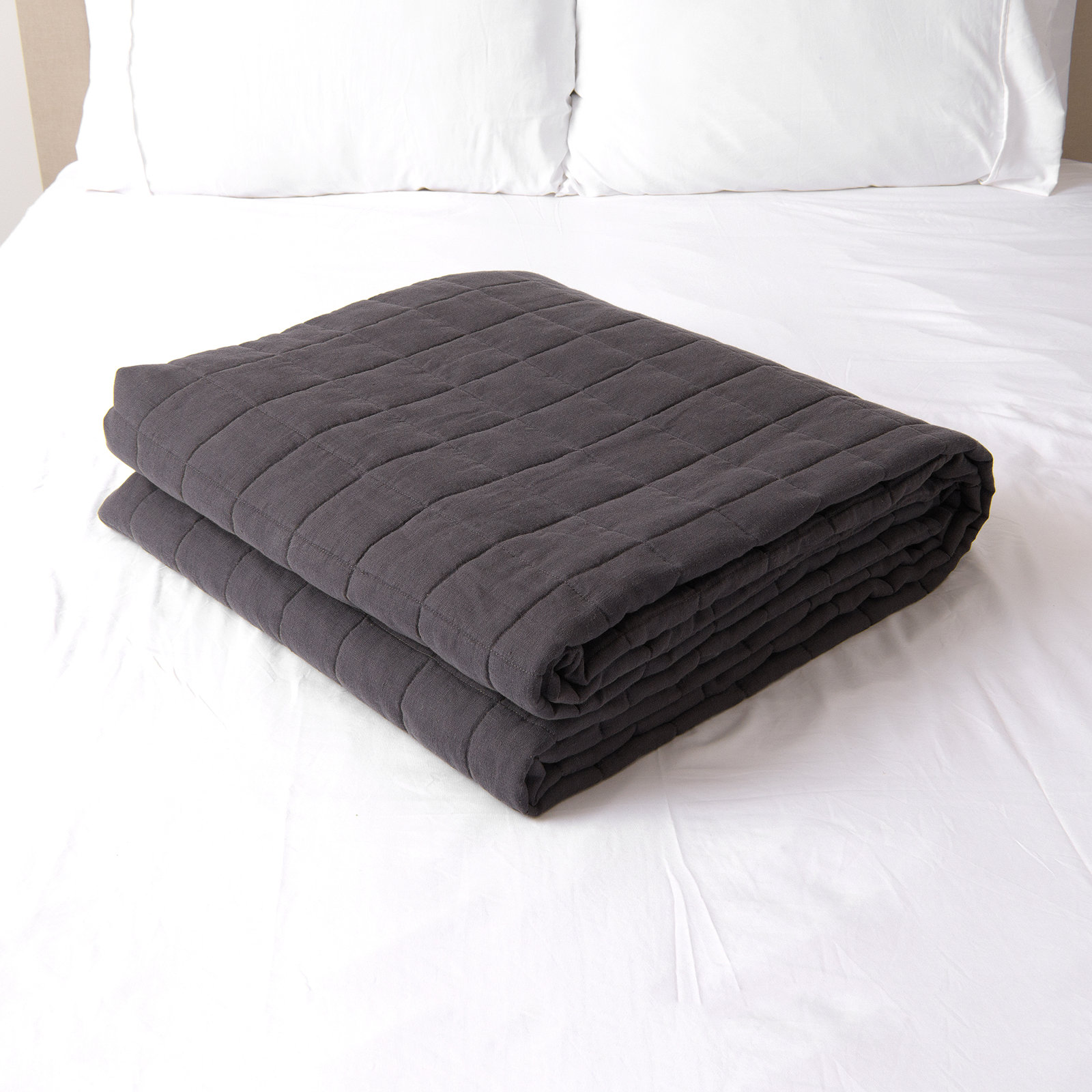 Hatley Quilt, Gray, Queen Quilt