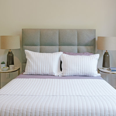 Slumber Cozy Soft Vertical Stripes 3pc. Quilt Set