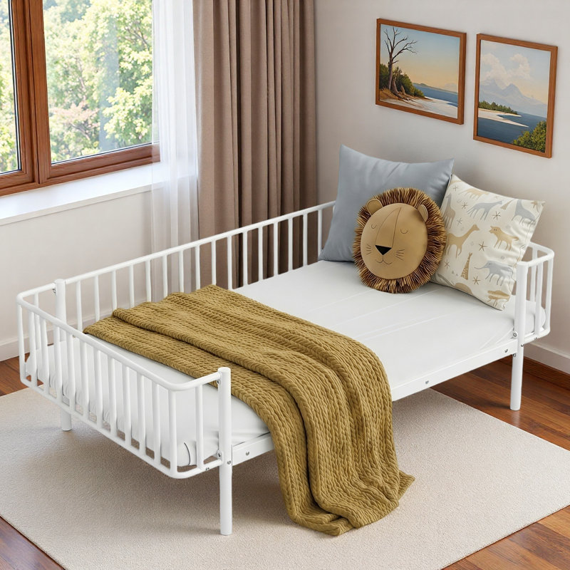 Metal Daybed With Reinforced Slat Support And Sturdy Metal Construction, Twin, White
