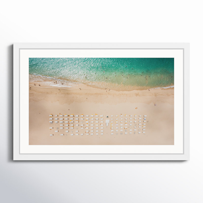 Beach Goers by Marmont Hill, 12" H x 18" W x 1.5" D